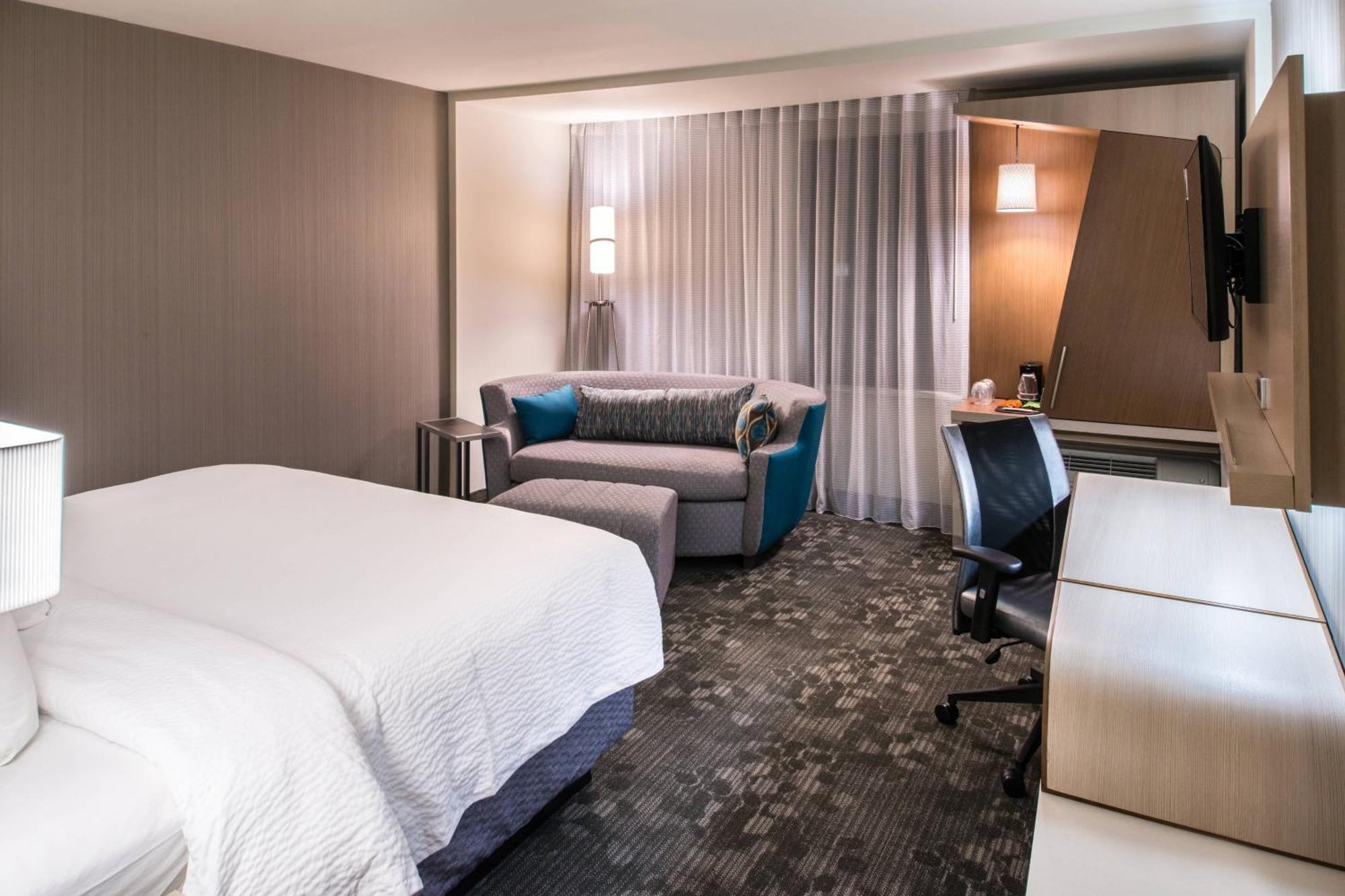 Courtyard By Marriott Jacksonville Exterior foto